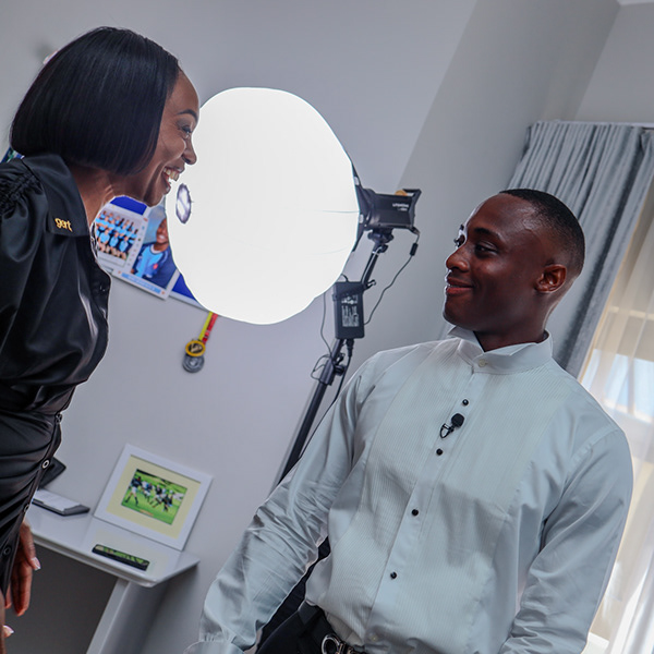 Getting Ready, portraits & lifestyle photography by LUAM Photography, photo 14