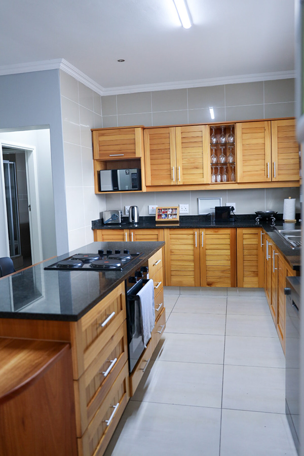 Sapphire Views Luxury Apartments, interiors photography by LUAM Photography, photo 9